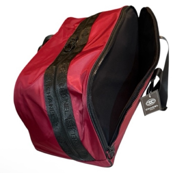 CHANEL Burgundy VIP Travel Duffle Bag GWP - Picture 7 of 10